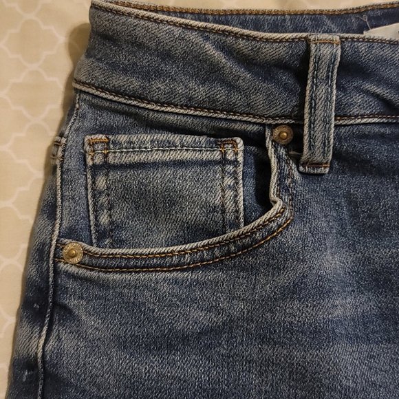 Women's Forever 21 button fly jeans - Picture 4 of 9